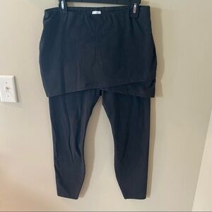 Cabi Gray Skirted Crossover Capri Leggings